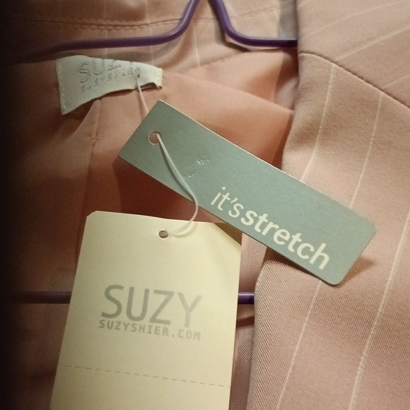 Suzy Shier Blazer - Picture 8 of 8
